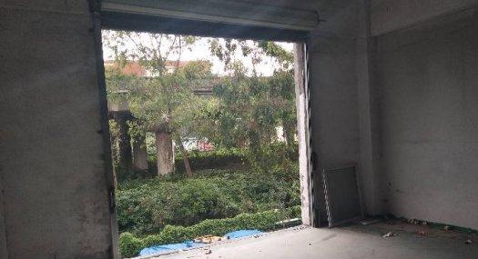 凤岗油甘埔出租二楼只租11块每平方厂房2100平方