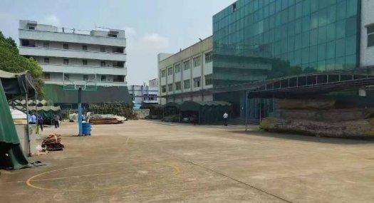 东莞凤岗中心13000㎡ 厂房租售层高6米 柱距12米 配电315KVA 独院天车20吨 有蒸汽 有燃气 可环评 可分租