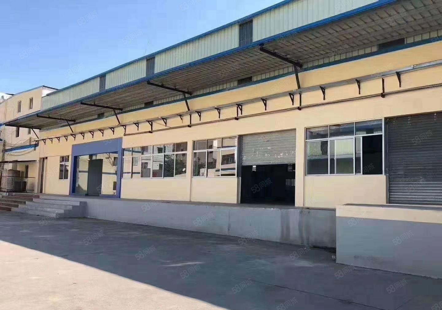 南城车站 带卸货平台 仓库出租 800平方,停车免费！