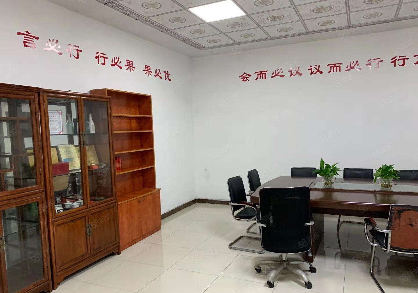 南城蛤地新空出厂房440平，可做贸易电子办公，仓库，小加工等