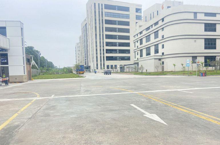 南城原房东石鼓厂房出租，带精装修，二台电梯，园形象好价格美丽