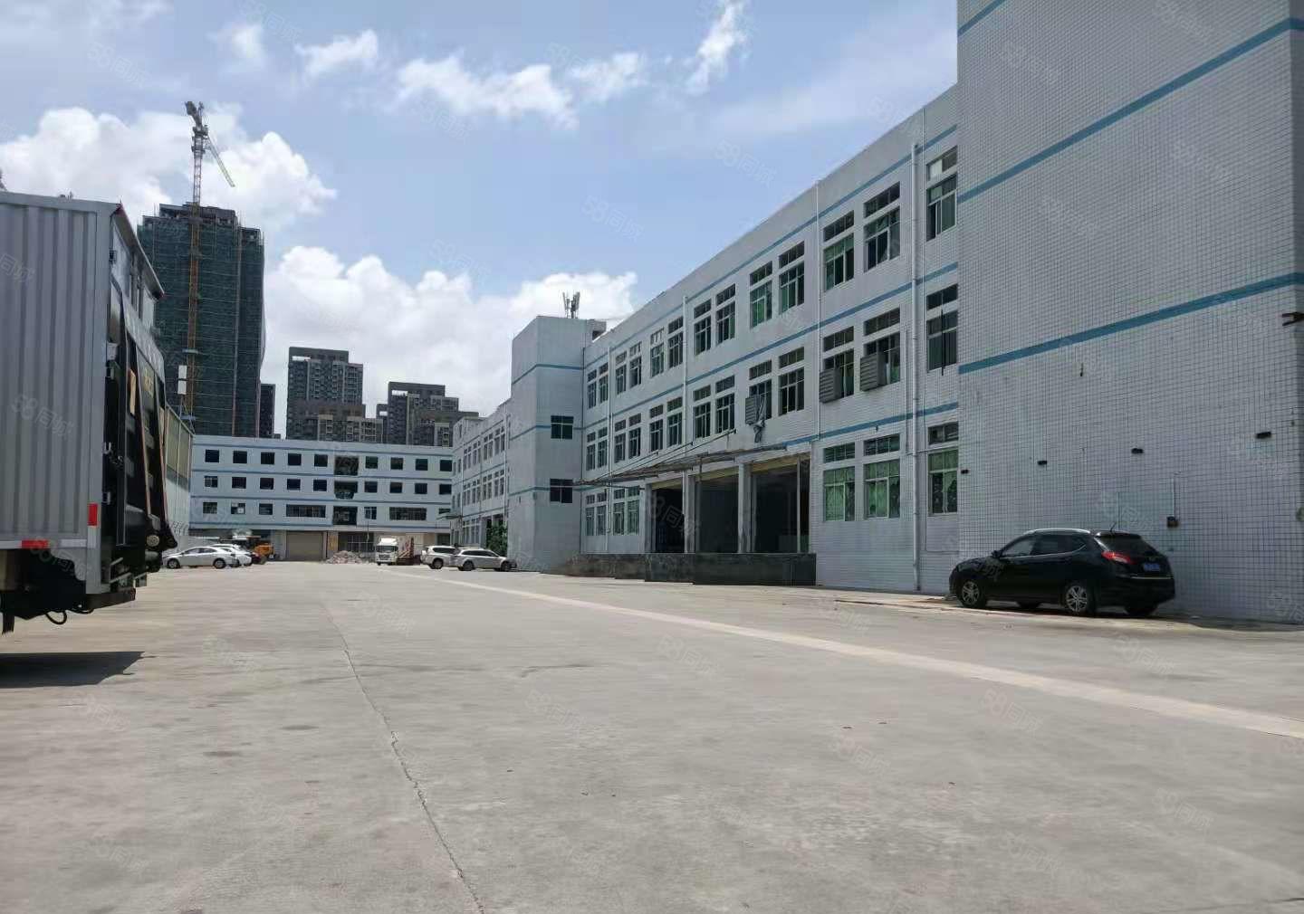 南城独栋厂房出租1800平420起租带有卸货平台空地超大