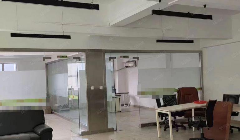 南城天安数码城附近独栋办公楼3300平方，可分租，现成装修