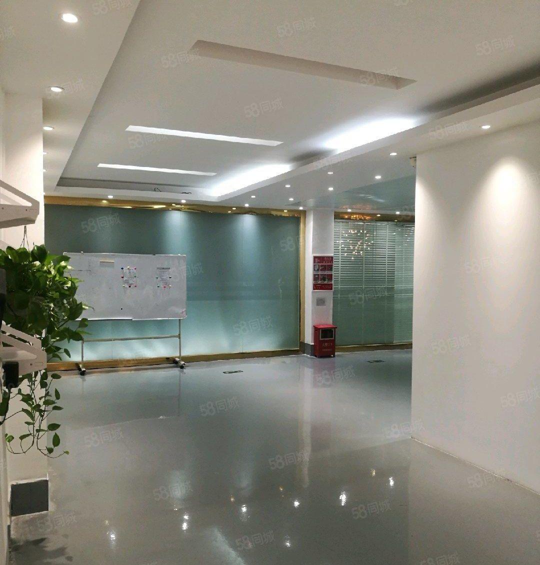 南城西平科技公司研发中心出租，共850平方，精装修