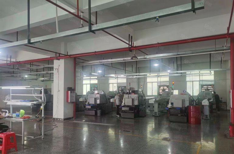 南城西平科技公司研发中心出租，共850平方，精装修