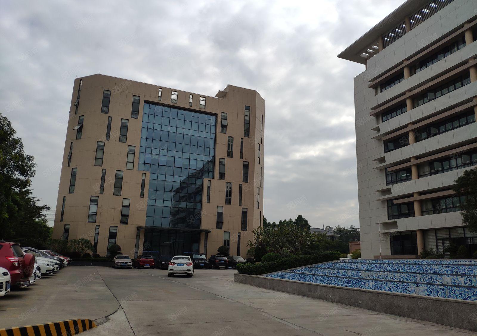 南城西平超低价研发厂房二三楼2600平方出租，现成精装修！