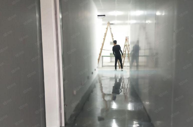 南城 独院 厂房出租 3000平方，现成装修 办公室，形象好