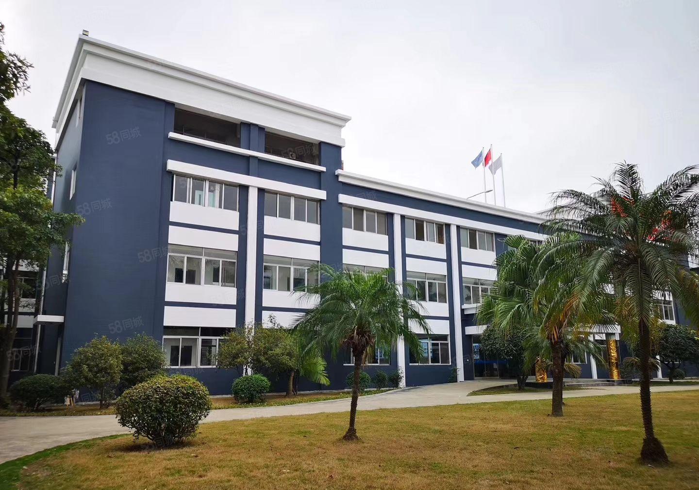 南城 独院 厂房出租 共5000平方，形象好