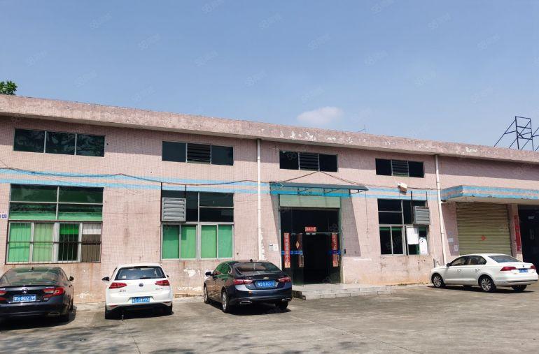 东城工业区厂房出租，高度9米。水电办公室现成。