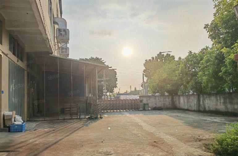 东城（小独院）厂房1楼500仓库300，可进大车