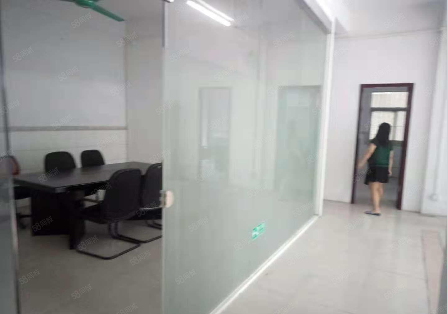 东城余屋大道自用厂房分租一楼500平方，水电办公齐全