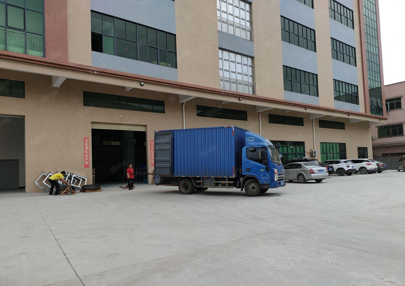 东城主山低价厂房出租900平方空地大中间没柱子带办公室