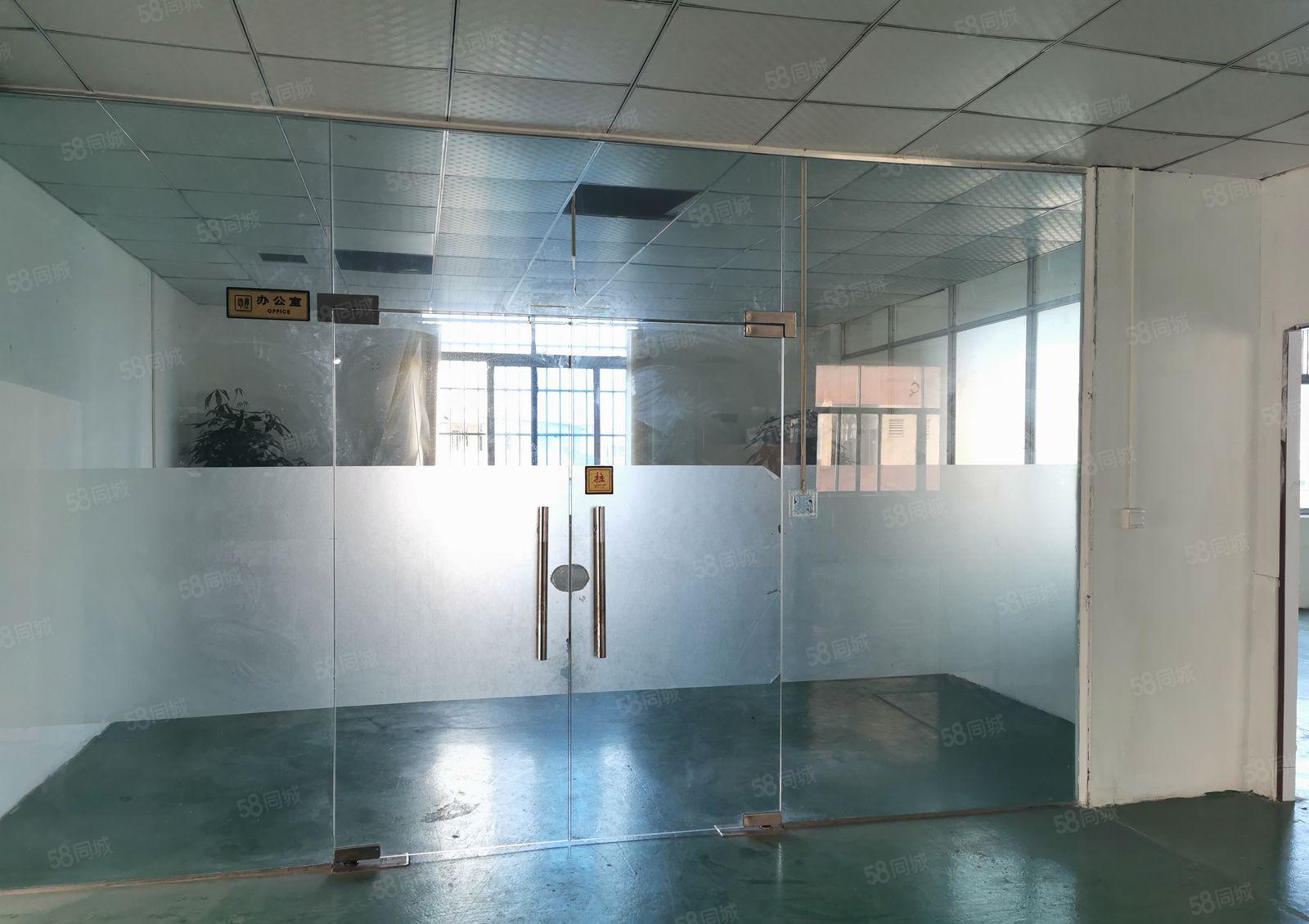 牛山园区三楼650方低价出租，现成办公室，空地大