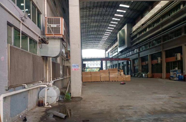 东莞东城原房东厂房出租 独门独院  行车 仓库出租 独院小厂