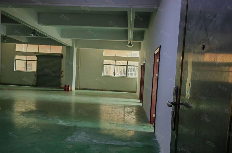 近寮步（高速附近）700平方精装修厂房仓库出租水电办公室