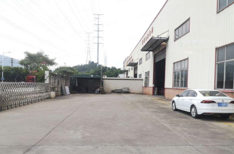 东城牛山独院厂房5000平方 院大路宽 钢结构高度10米