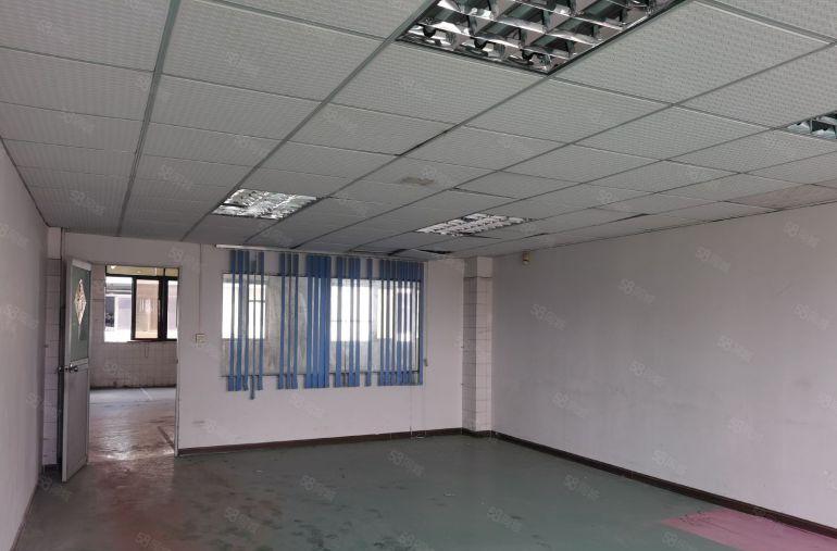 东城厂房出租余屋工业区1250平租金11元每平现成装修