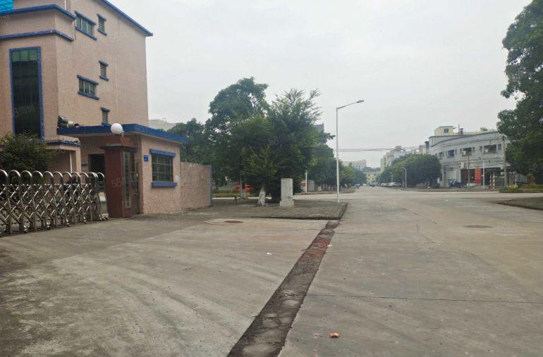 东城温塘厂房出租1千平7块钱每平原房东直租，水电可自己交