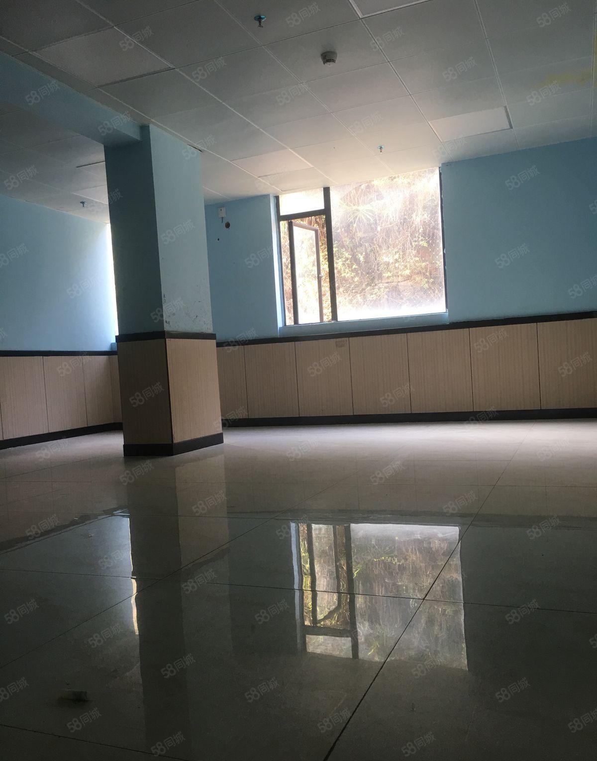 东城光明2200平方培训电商直播低价出租