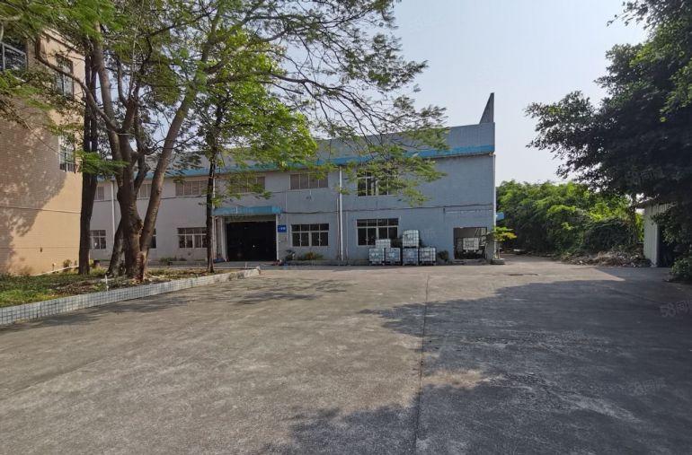 东莞市东城牛山新出重工业厂房9800平方