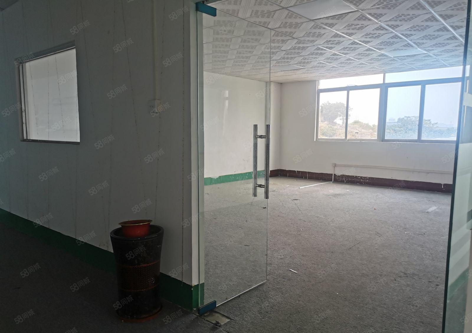 现成装修！东城周屋工业区2楼750平，工业聚集地，可办环评！