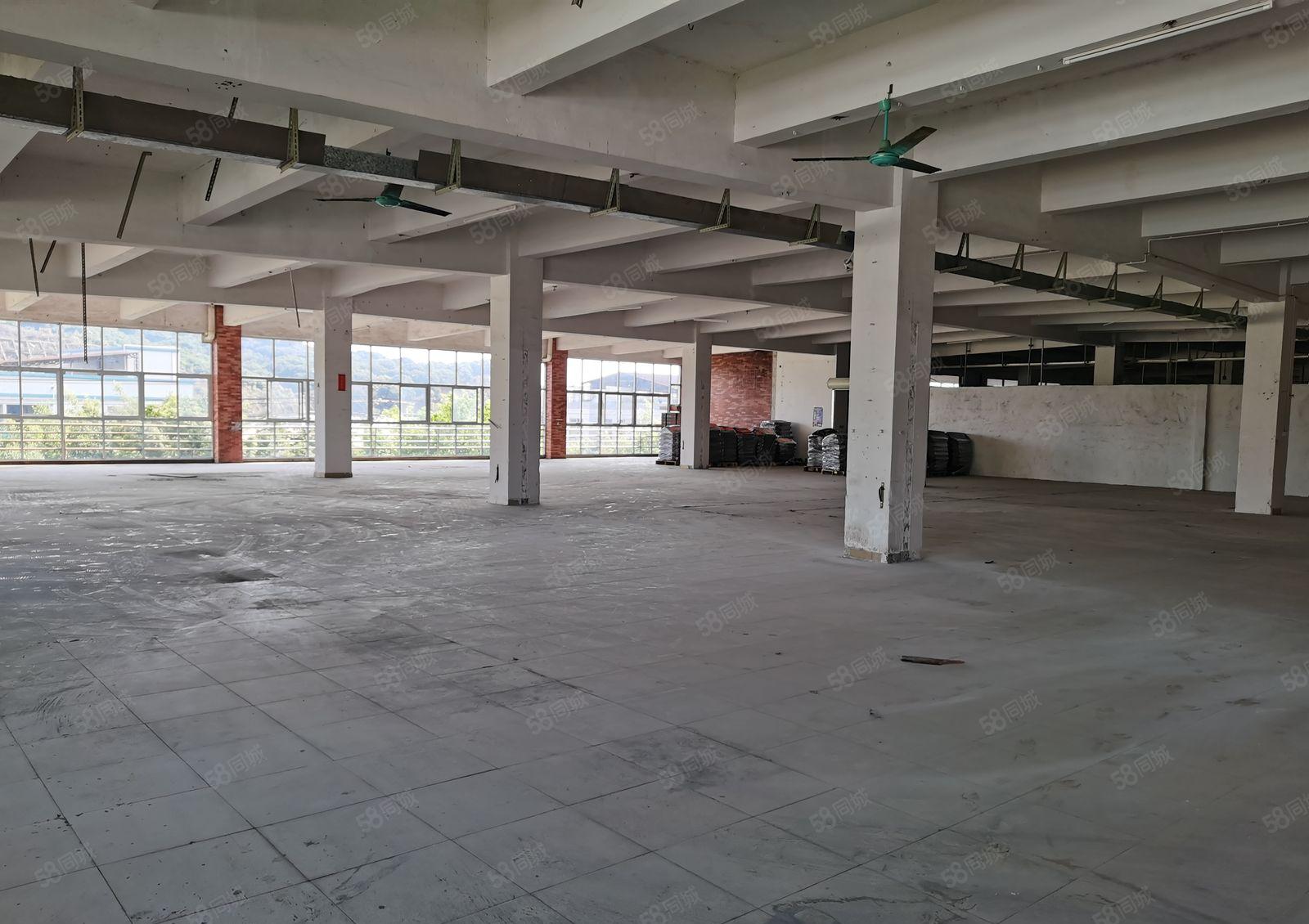 东城牛山工业园工业厂房空地大空出三楼1100平方