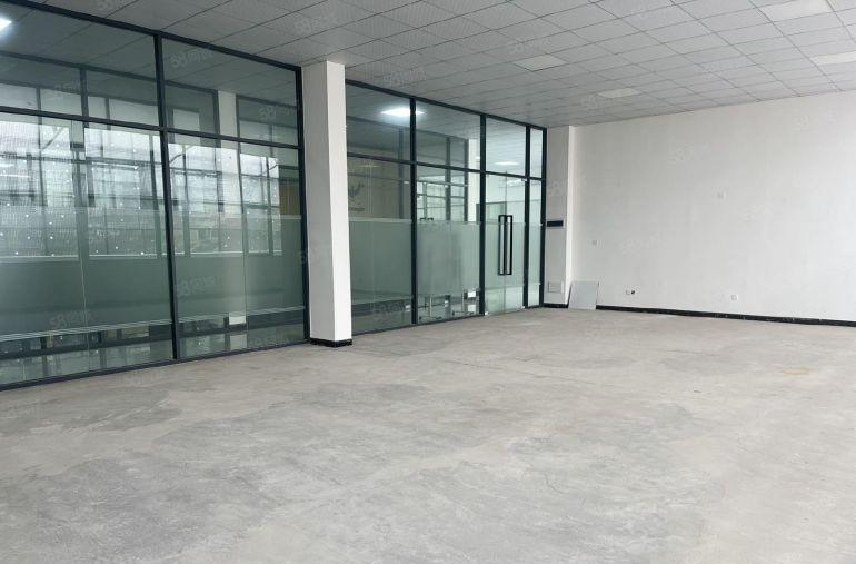 厂房出租500平东城桑园一楼1200平楼上2600，带精装修