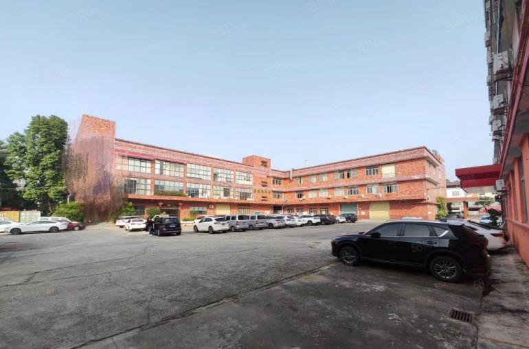 东城石井原房东厂房800平，价格实惠，水电齐全，带装修