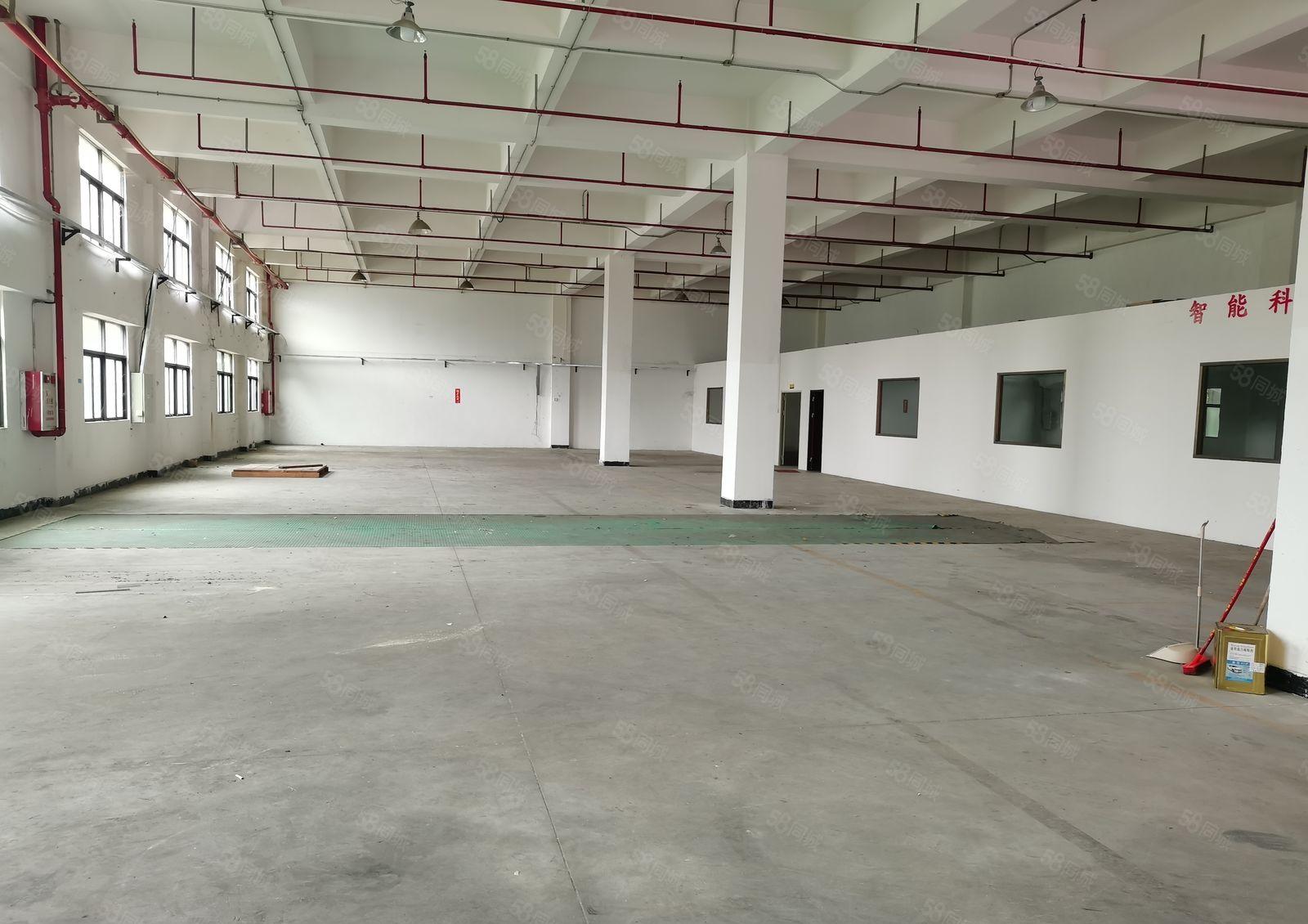 东城牛山新出工业厂房一楼1100平方现成办公室