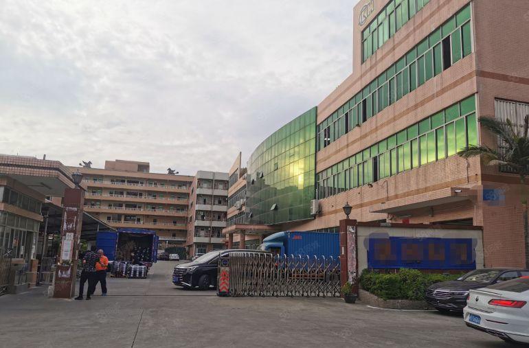 东城新出（一手原房东）标准厂房一楼1500平