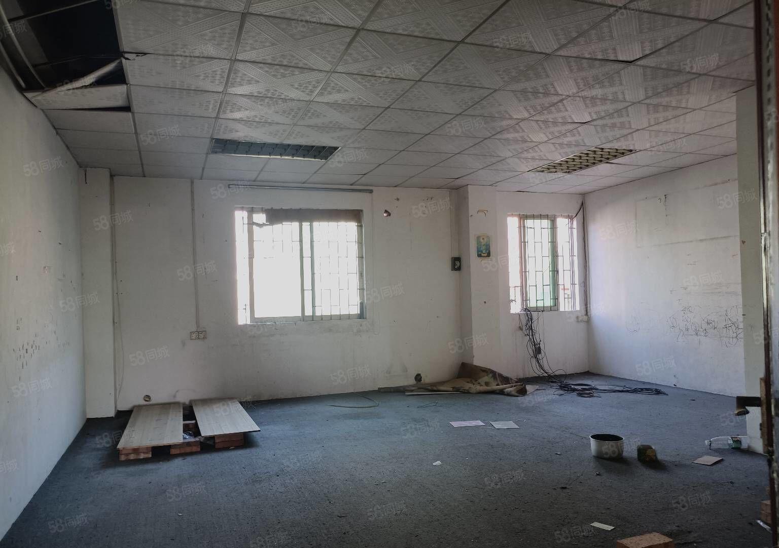 东城小面积厂房仓库出租每层380平，形象好，交通方便