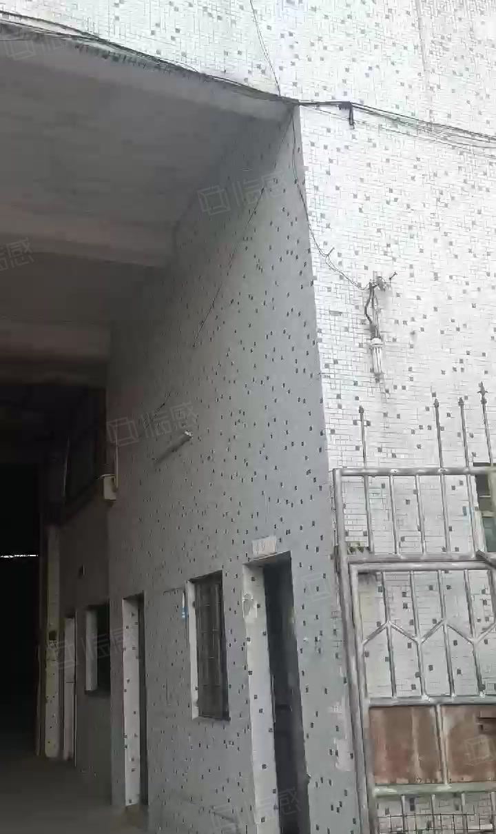 东城3300方单层小独院厂房降价招租啦！门口空地大，环评包过