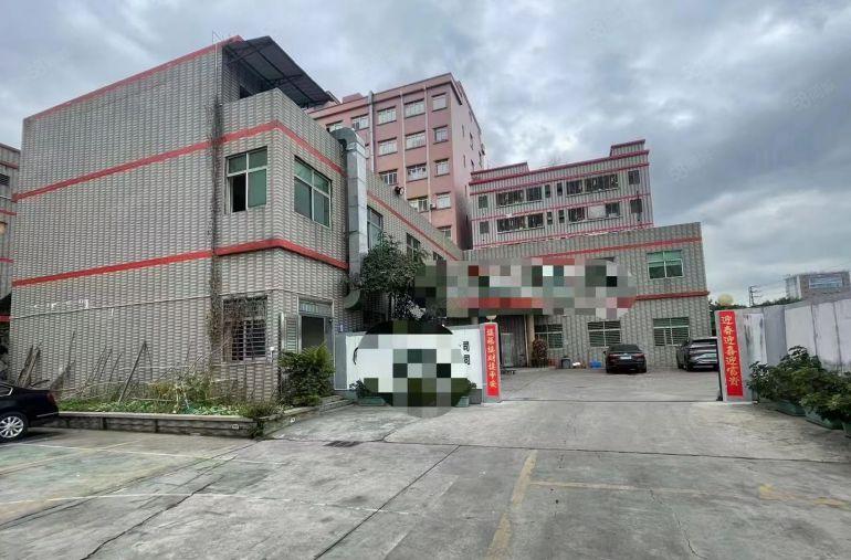 虎门镇镇口附近新空出一楼980平，层高6米