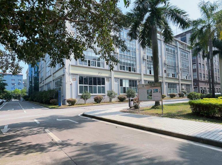 虎门威远花园式厂房5000平方可以分租精装修水电齐全电商云仓