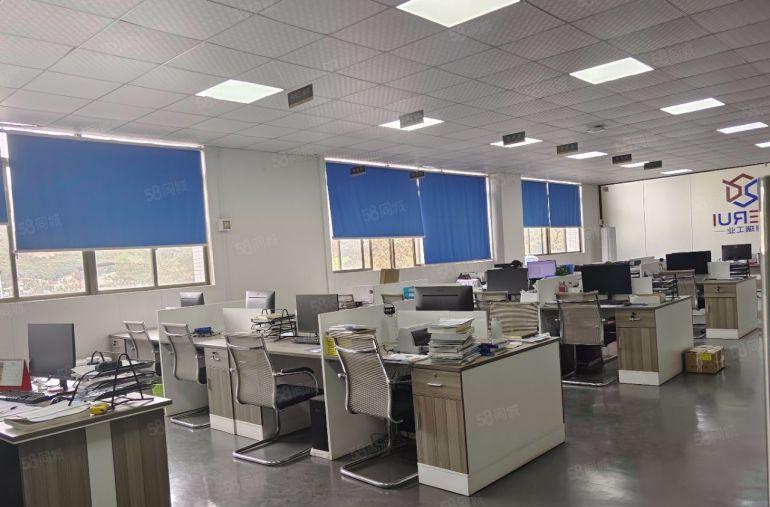 虎门南栅市场附近，实际面积出租楼上厂房3000平方，大小可分