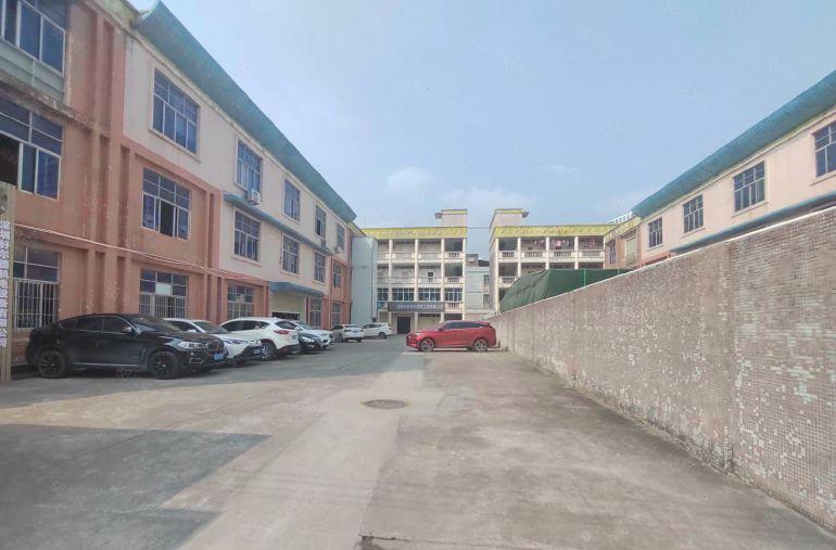 虎门怀德工业区新出标准厂房一楼500平出租带装修注塑仓库设备