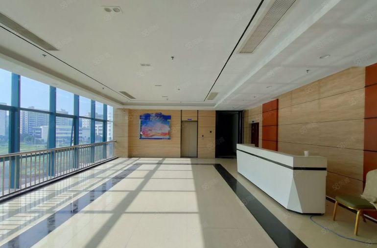 豪华装修，虎门镇央企精装修办公室出租，可分租，花园式环境