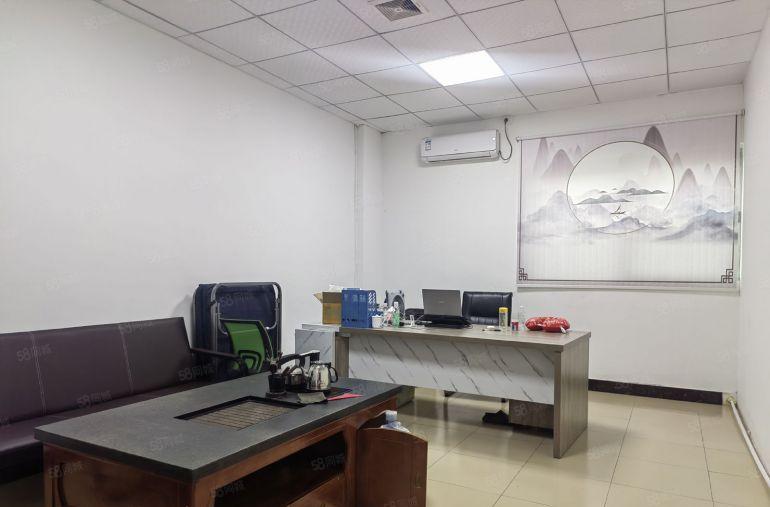 虎门现成豪华金装修 现成前台办公室地坪漆水电齐全性价比高