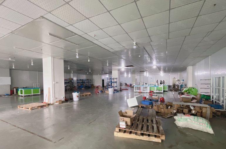 虎门靠近主干道2700平精装修水电齐全 低价厂房出租