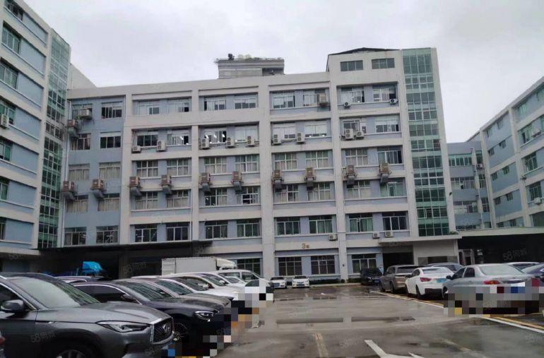 急租虎门南栅靠近沿江高速新出原房东厂房3200方现成无尘车间