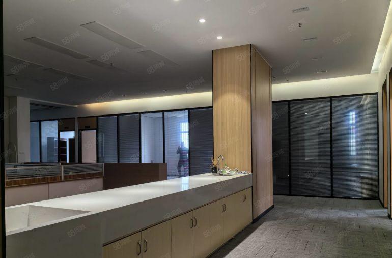 急租虎门南栅靠近沿江高速新出原房东厂房3200方现成无尘车间