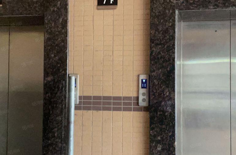 虎门镇龙眼新出一层800平方适合制衣电商一手房东厂房出租