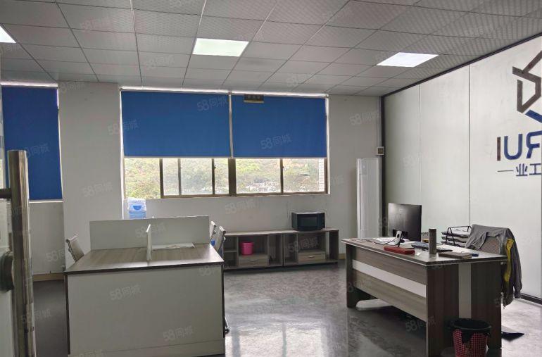 虎门南栅市场附近，实际面积出租楼上厂房3000平方，大小可分