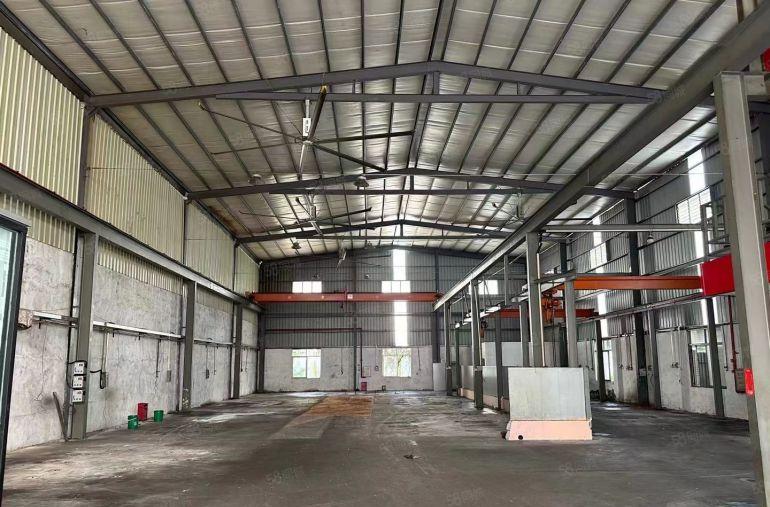 成熟工业区 新空出单一层1200平方，滴水10米高厂房出租