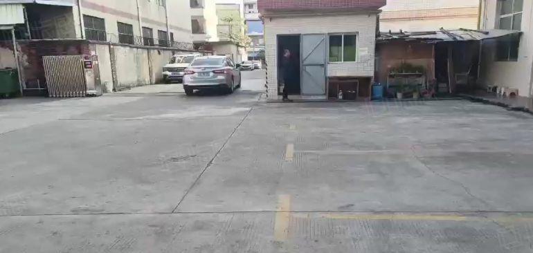 虎门镇原房东独门独院单一层钢构厂房，主线到车间办公室地坪漆