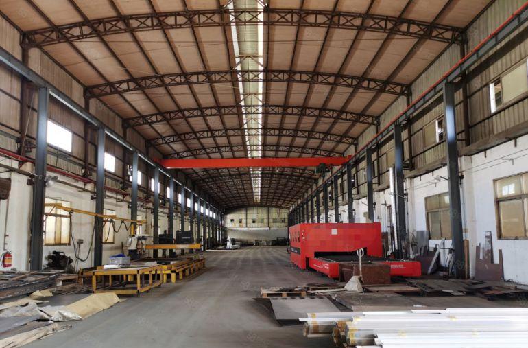 （带行车2600平）原房东单一层9米厂房电费自己交带消防喷淋