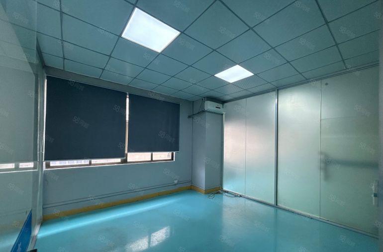 急租虎门居岐楼上厂房1300方带航吊水电齐全园区空地大