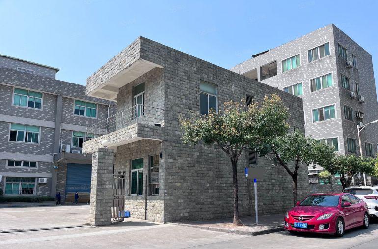 虎门靠长安原房东独院厂房出租，11000平方带精装修