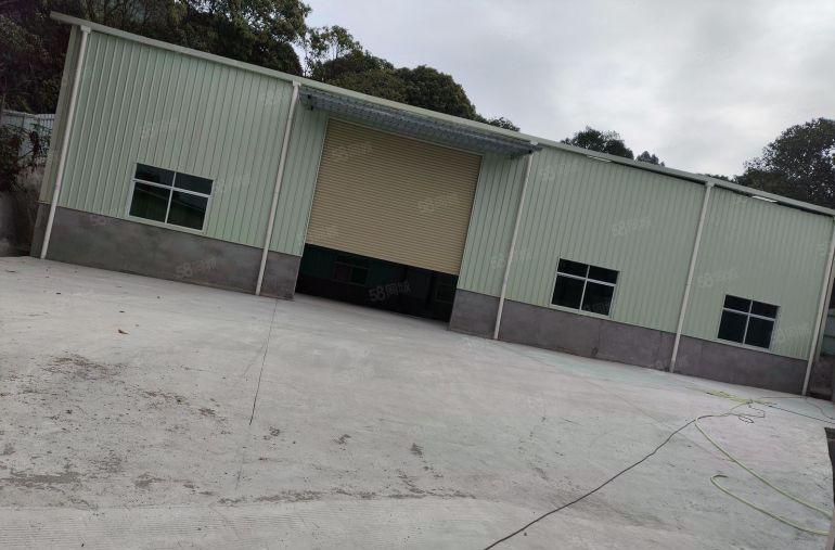 虎门镇小独院出租，钢构1500平方，价格13元，高度8米