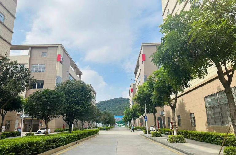 虎门北栅花园式红本厂房出租9483平方，上市企业园区